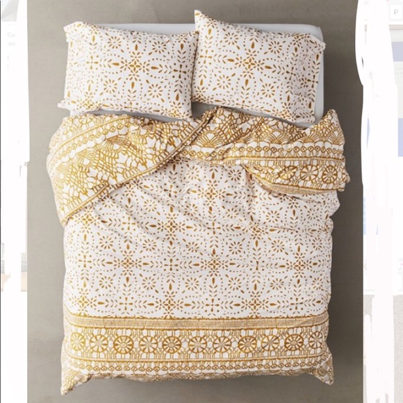 Urban Outfitters Duvet Set - Picture 1 of 3